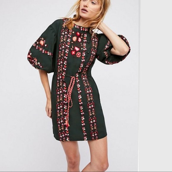 Free People Dresses & Skirts - Free People Embroidered Havana Peasant Dress S